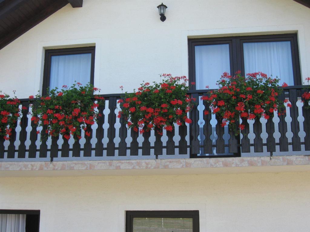 Apartments Dale سوملجاناك الغرفة الصورة